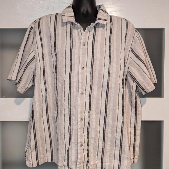 PacSun‎ woven button front shirt XL - Picture 1 of 1